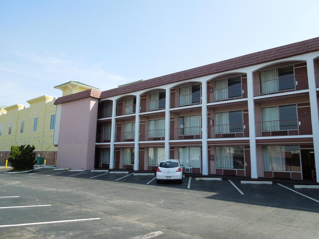 Sunshine Inn & Suites Вирджиния-Бич Экстерьер фото